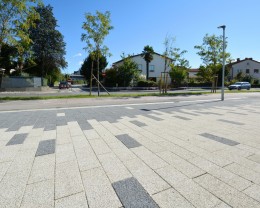 Tlakovec Ferrara, Linija Premium - bela, črna