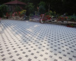 Tlakovec Kvadrat 20x20 - bela in 10x10 - črna, Linija Premium